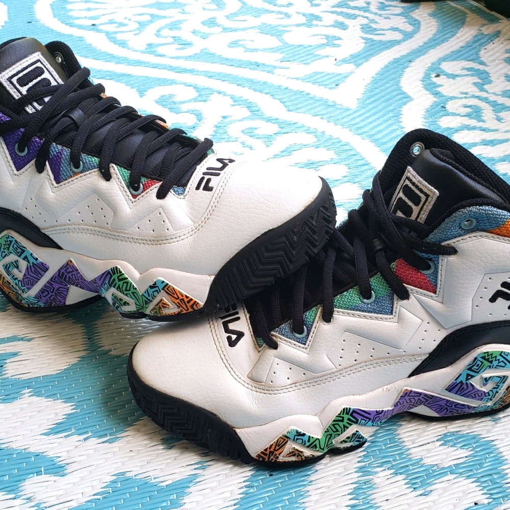 Fila MB 90s Youth High Top Sneakers